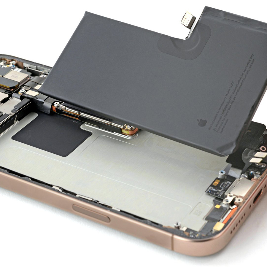 Замена аккумулятора iPhone 16 Pro