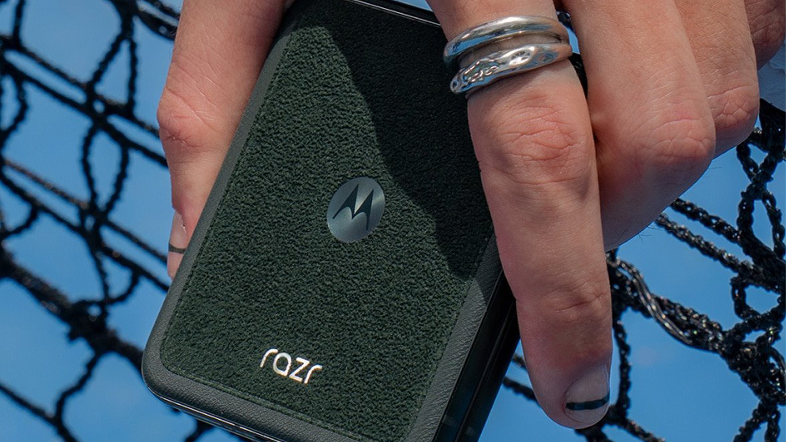 Motorola Razr 60 и Razr 60 Ultra — новинки 2025 года